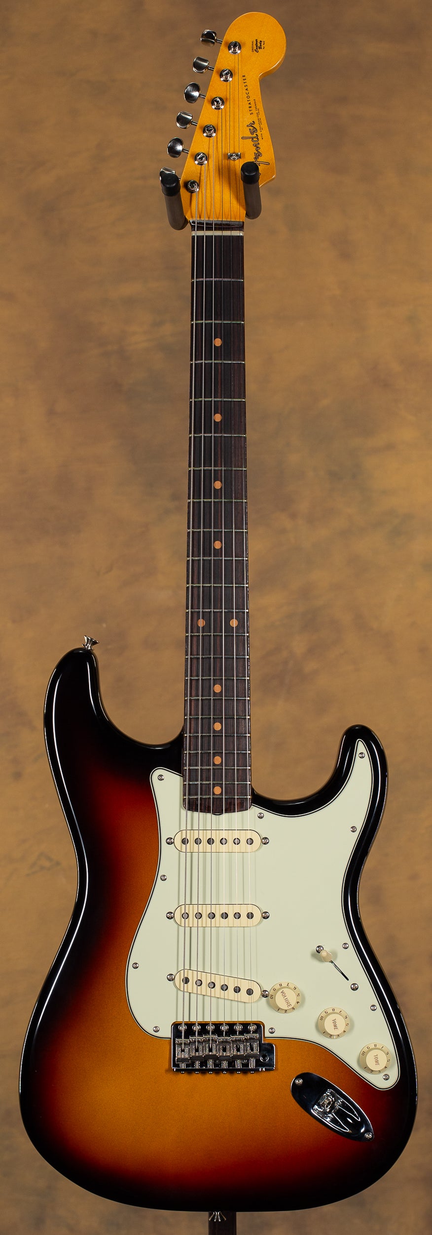 2024 Fender American Vintage II 1961 Stratocaster 3 Color Sunburst