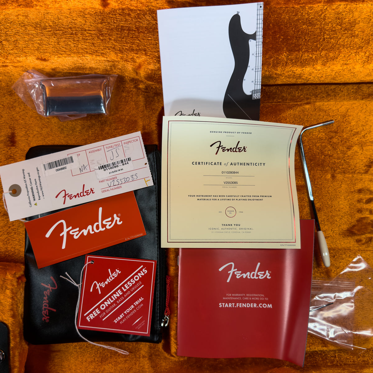 Fender American Vintage II 1965 Stratocaster Round-Lam Rosewood Fingerboard Shoreline Gold (085)