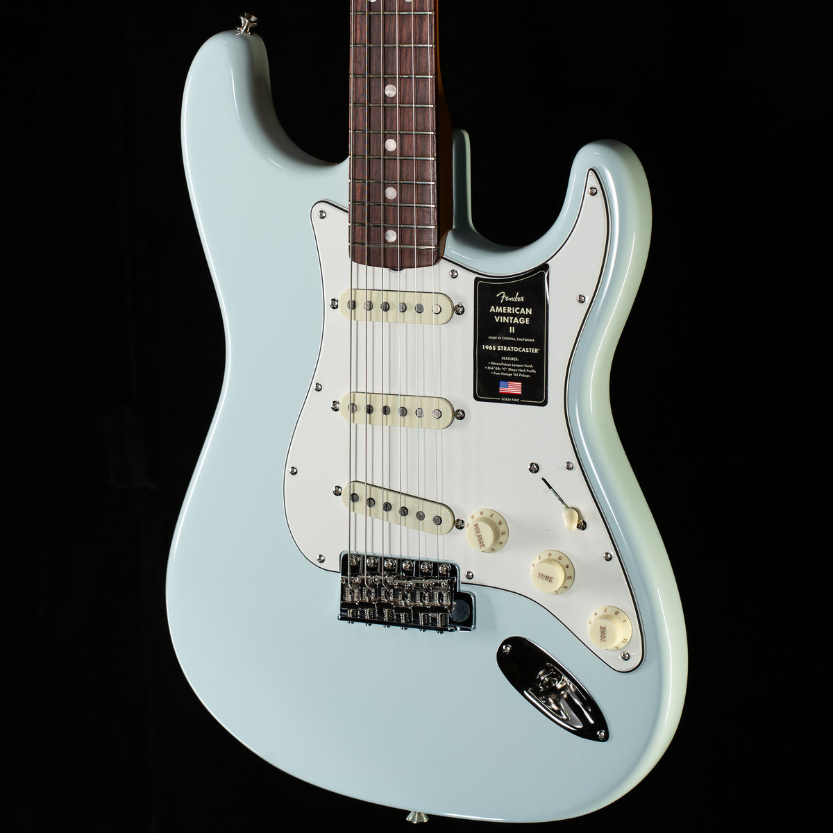 Fender American Vintage II 1965 Stratocaster Round-Lam Rosewood Fingerboard Sonic Blue (099)
