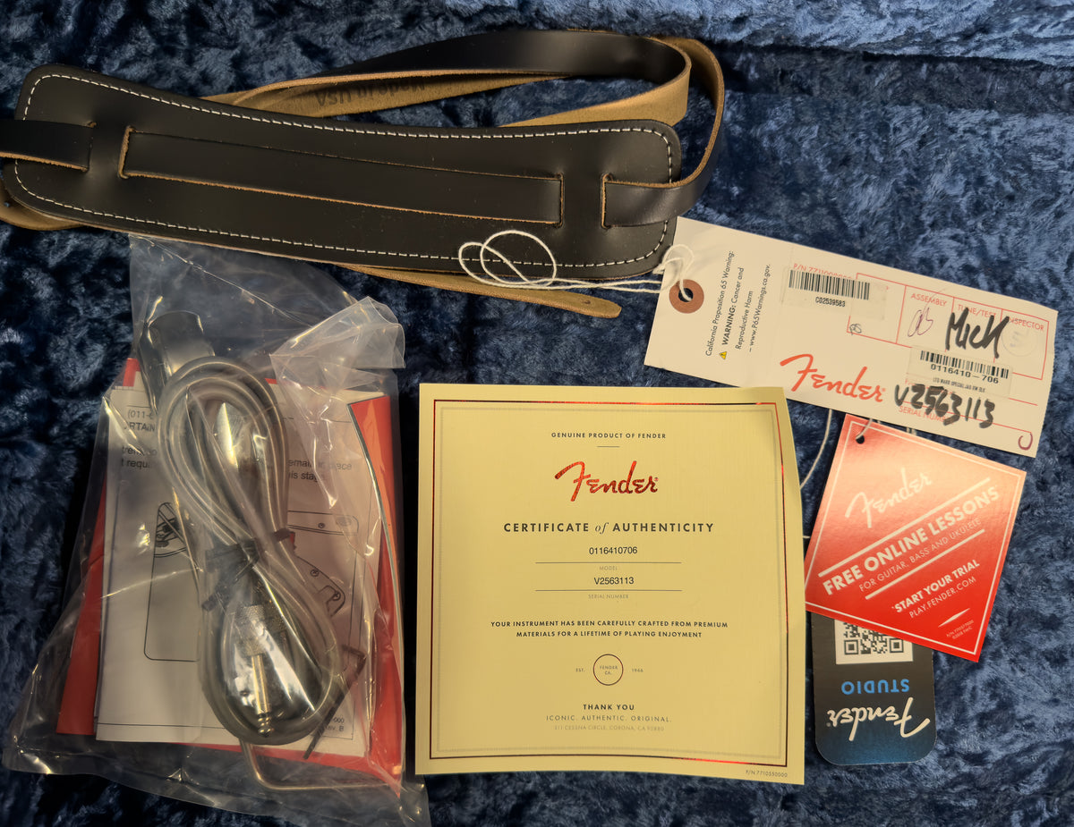 Fender Limited Edition Johnny Marr Signature Special Jaguar Rosewood Fingerboard Black (113)