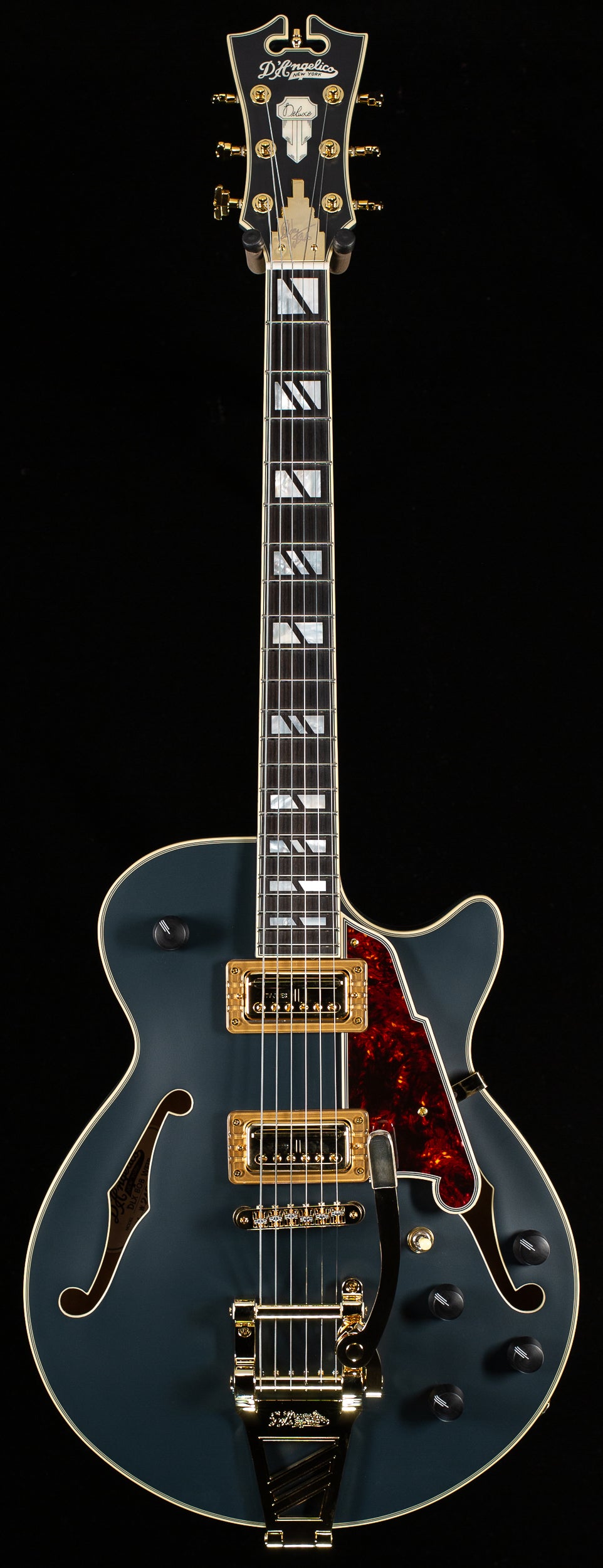 D&#39;Angelico Deluxe Bobby Weir 3 Matte Stone (292)