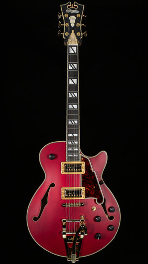 D'Angelico Deluxe Bobby Weir 3 Satin Trans Wine (368)