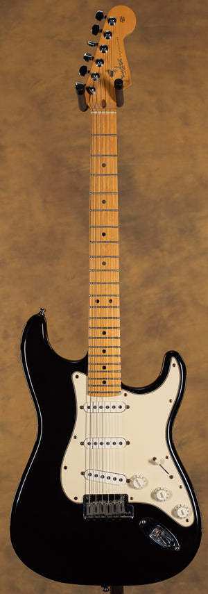 2001 Fender American Stratocaster Black Maple