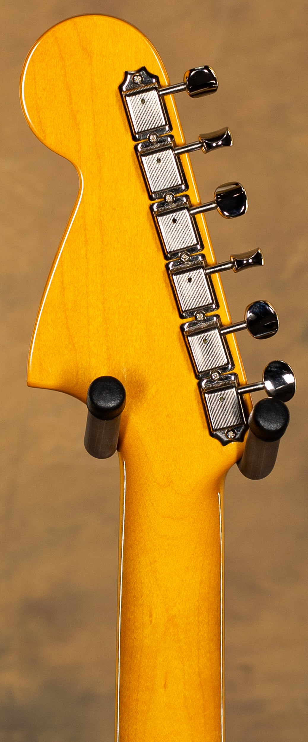 2023 Fender Johnny Marr Signature Jaguar Olympic White