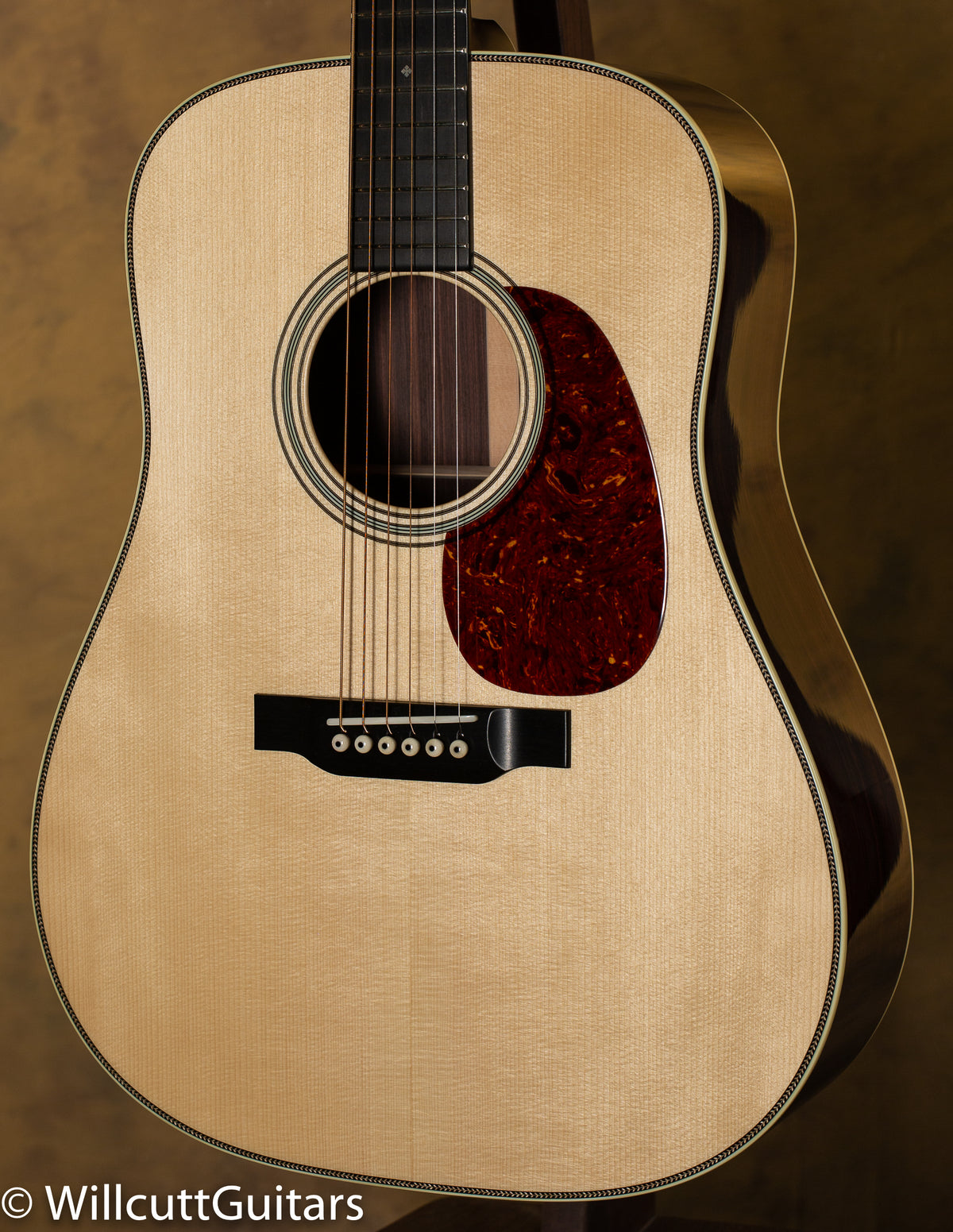 Bourgeois Vintage D Adirondack Top AP Glue