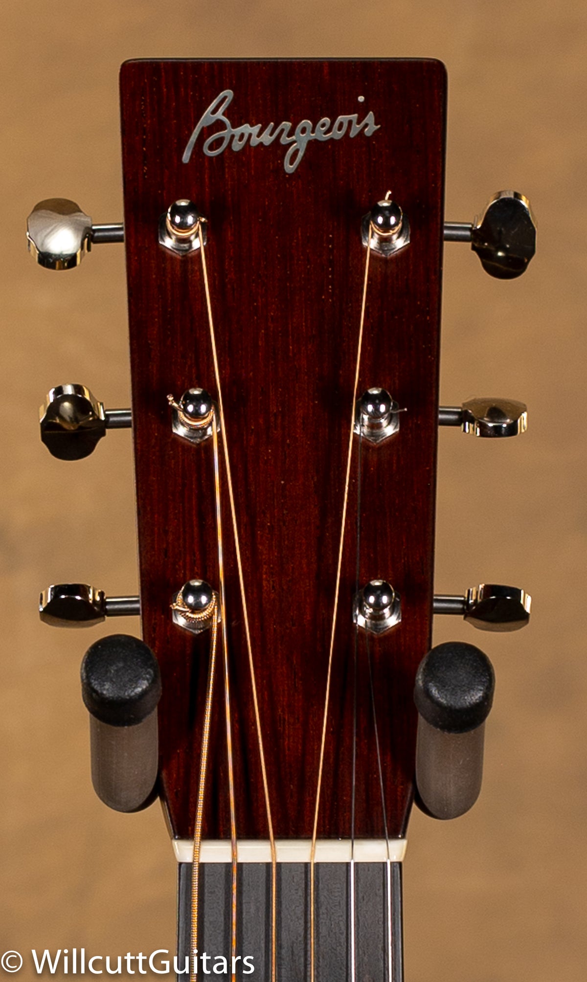 Bourgeois Vintage D Adirondack Top AP Glue