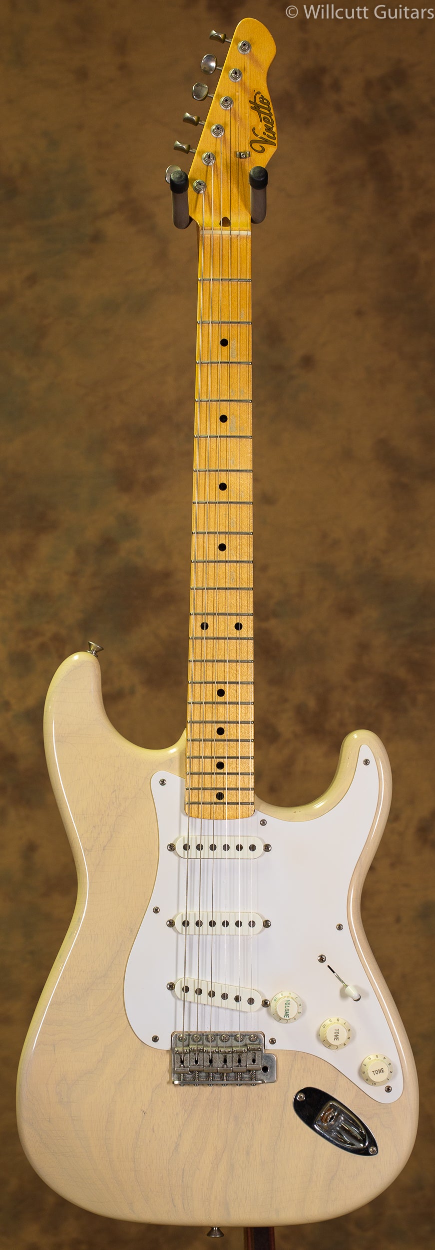 Vinetto Artifact S White Blonde USED