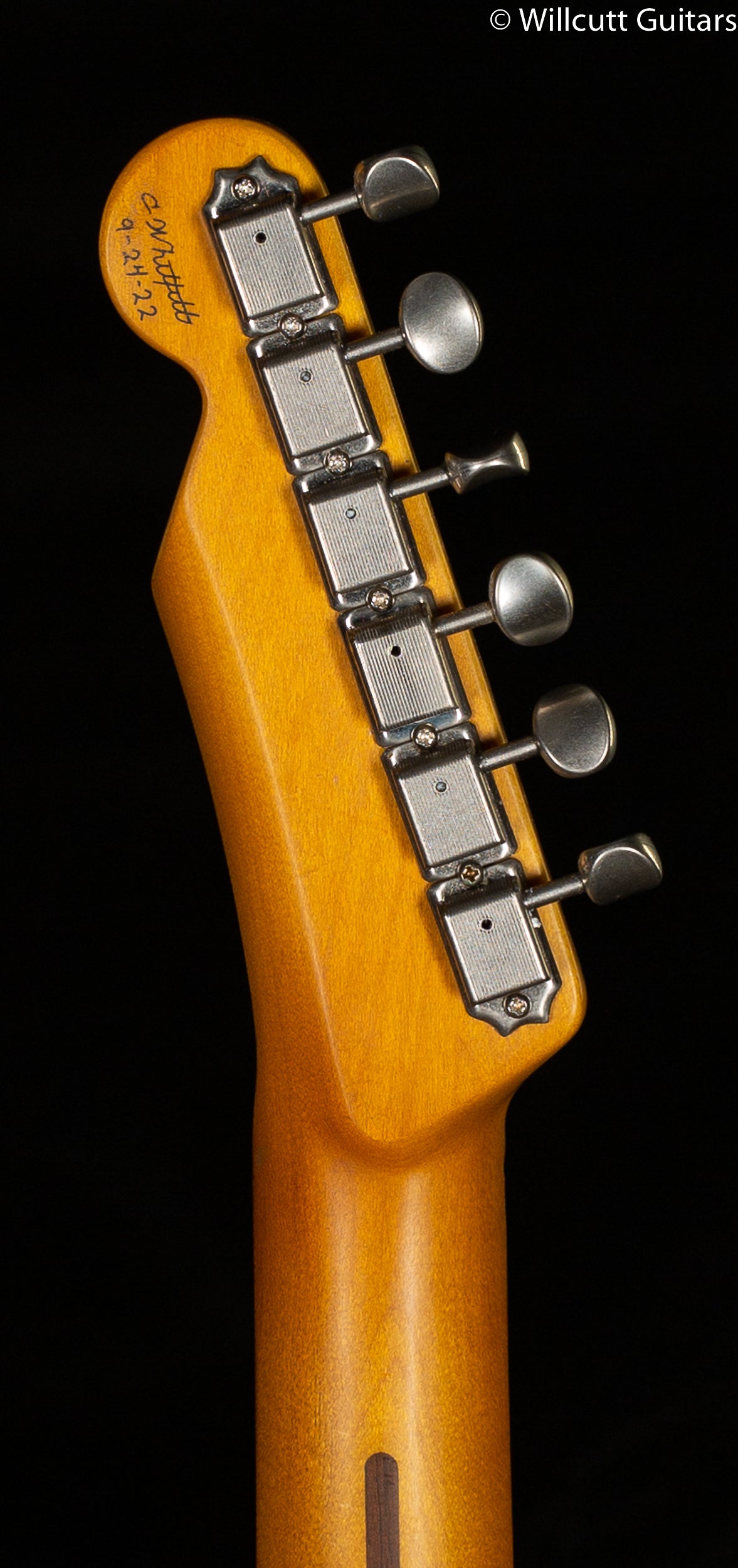 Whitfill T White Blonde Blackguard MN