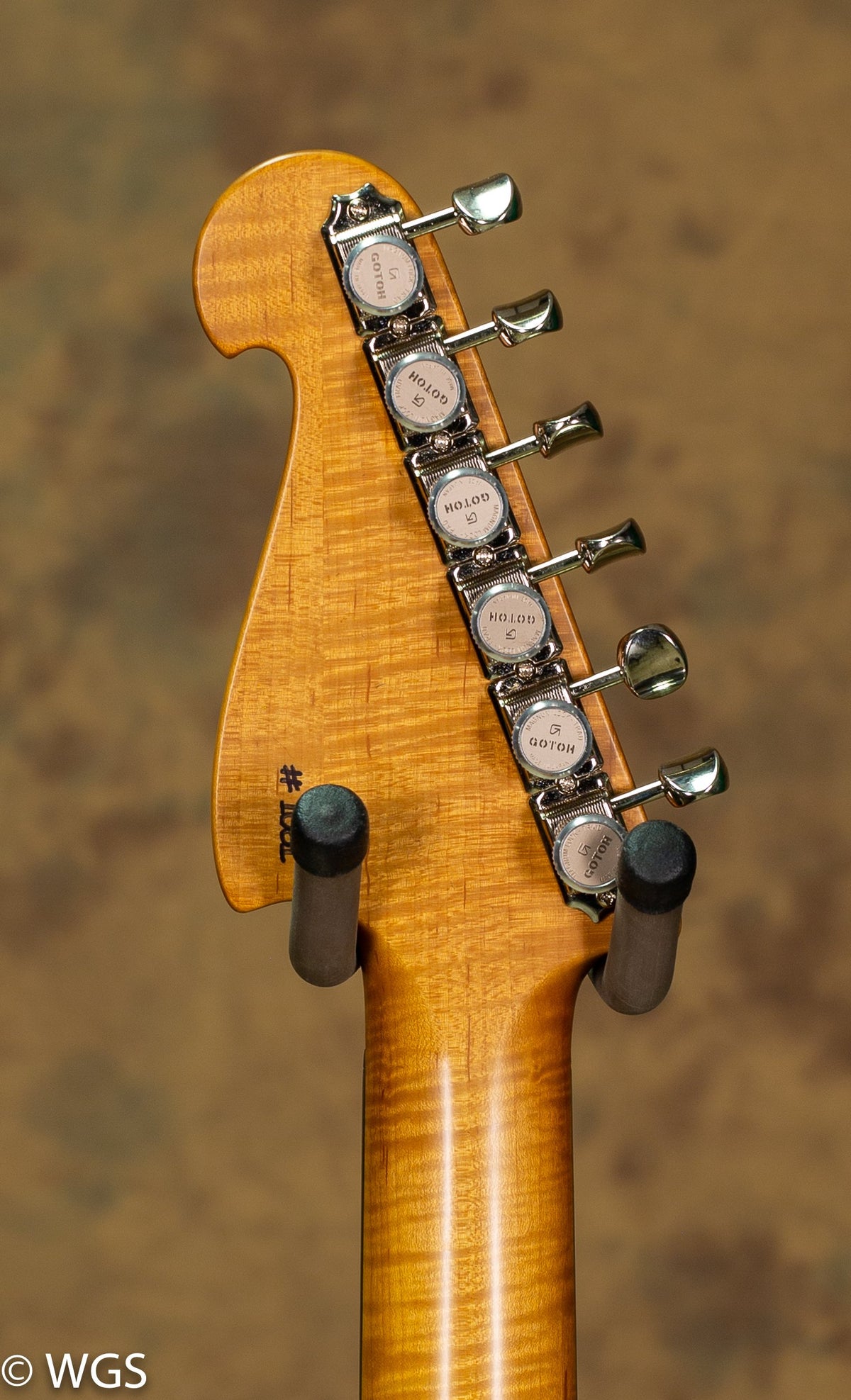 Knaggs Chesapeake Severn Blue Green Burst Tier 1 Quilt USED