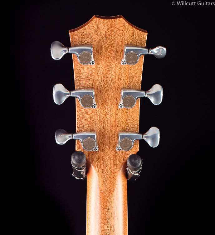 Taylor 816ce DLX