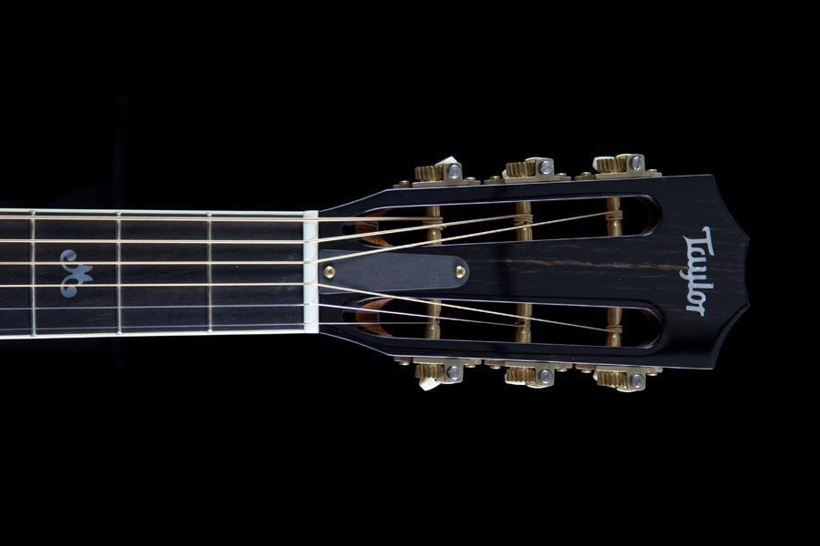 Taylor W12ce 2011 Spring Limited Walnut (041)