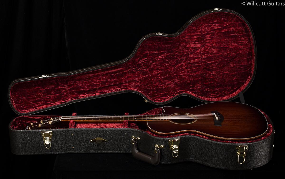 Taylor Custom 10611 Grand Auditorium Blackwood (088)