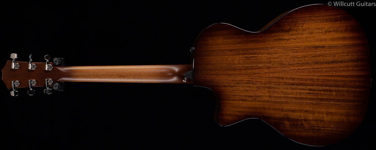 Taylor 414ce LTD Ovangkol/Cedar (005)