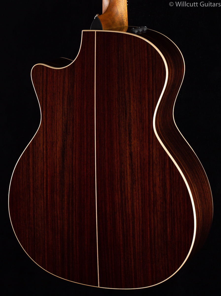 Taylor 814ce Deluxe Grand Auditorium V-Class