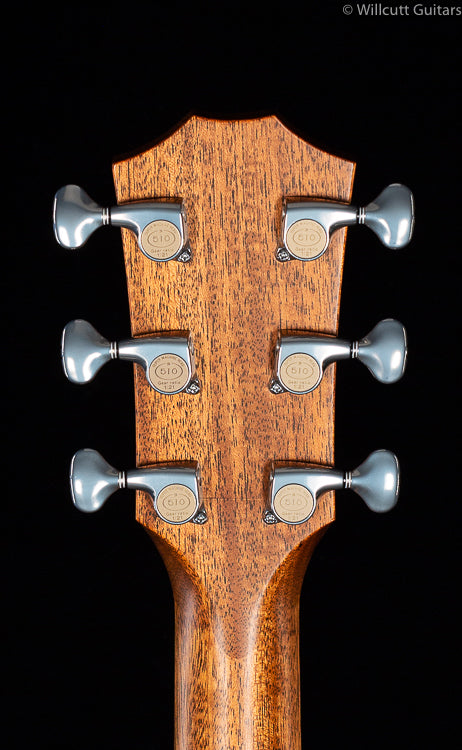 Taylor 814ce Deluxe Grand Auditorium V-Class