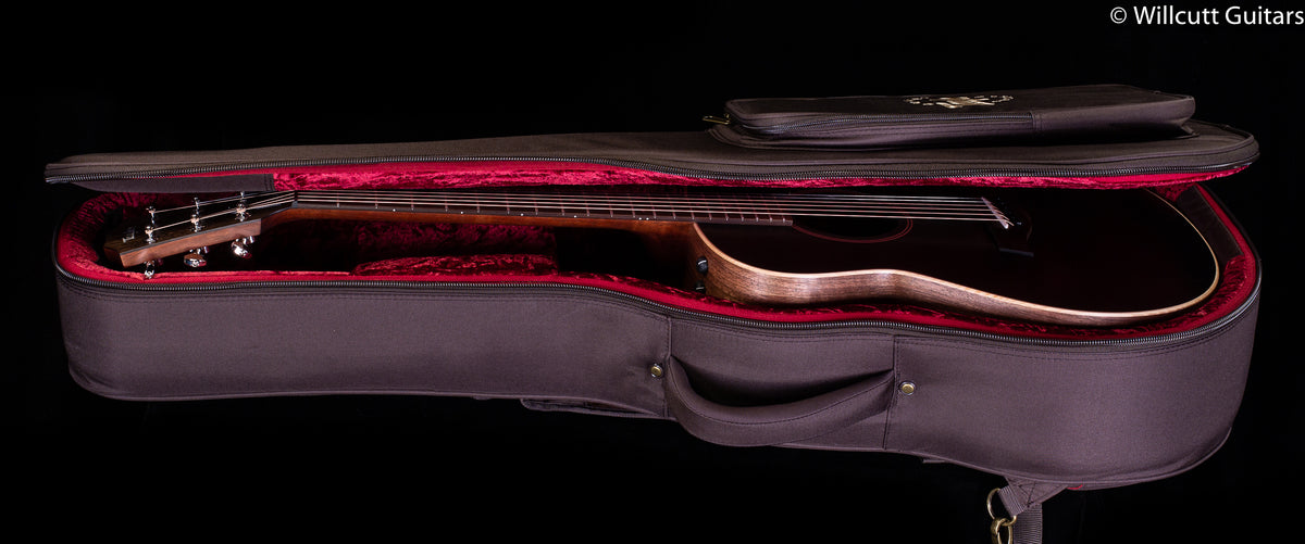 Taylor Grand Theatre GTe Blacktop