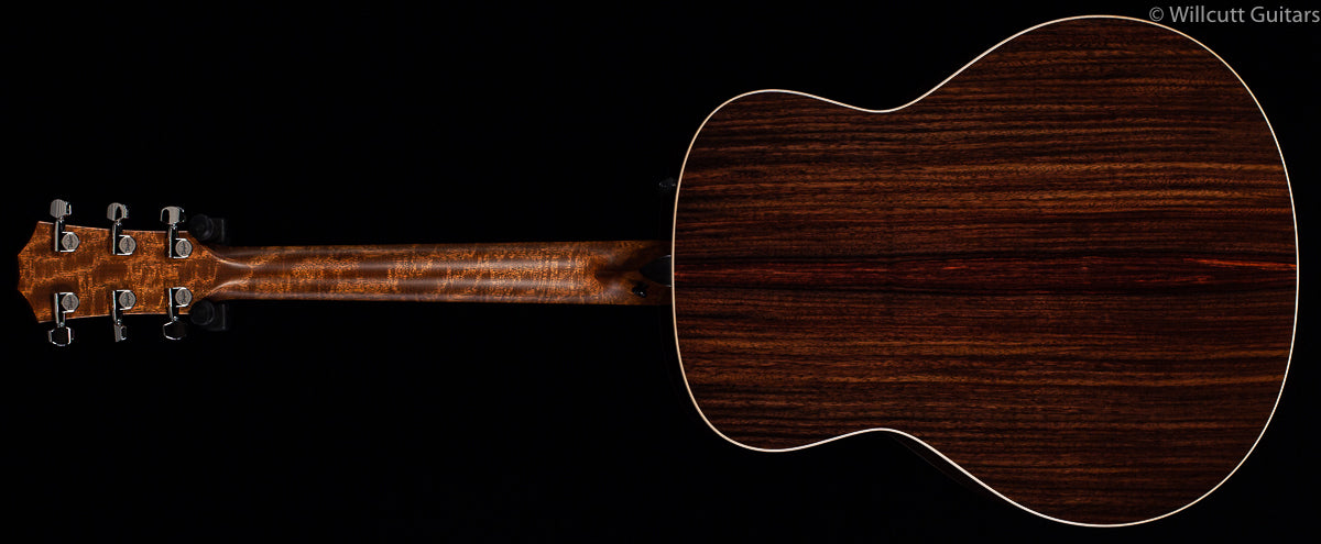 Taylor 818e V-Class (104)