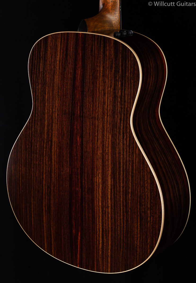 Taylor 818e V-Class (104)