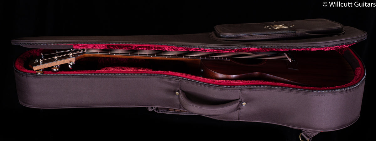 Taylor AD22e American Dream Grand Concert Sapele/Mahogany (037)