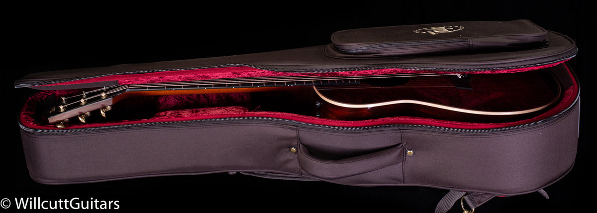 2022 Taylor GT K21e Grand Theater Hawaiian Koa (010)