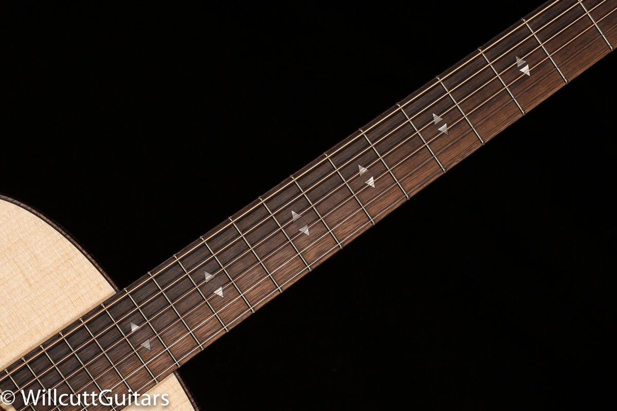 Taylor GT Grand Theater Urban Ash - Willcutt Guitars
