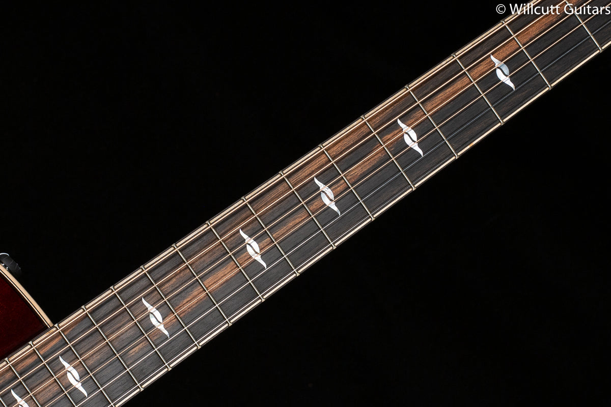 Taylor 814ce Sunburst Radius Armrest