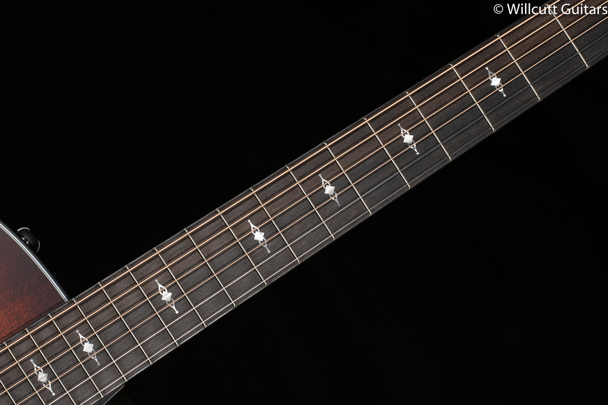 Taylor 326ce Grand Symphony Urban Ash Shaded Edge Burst