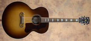 Gibson  SJ-200 Studio Walnut Burst USED (037)