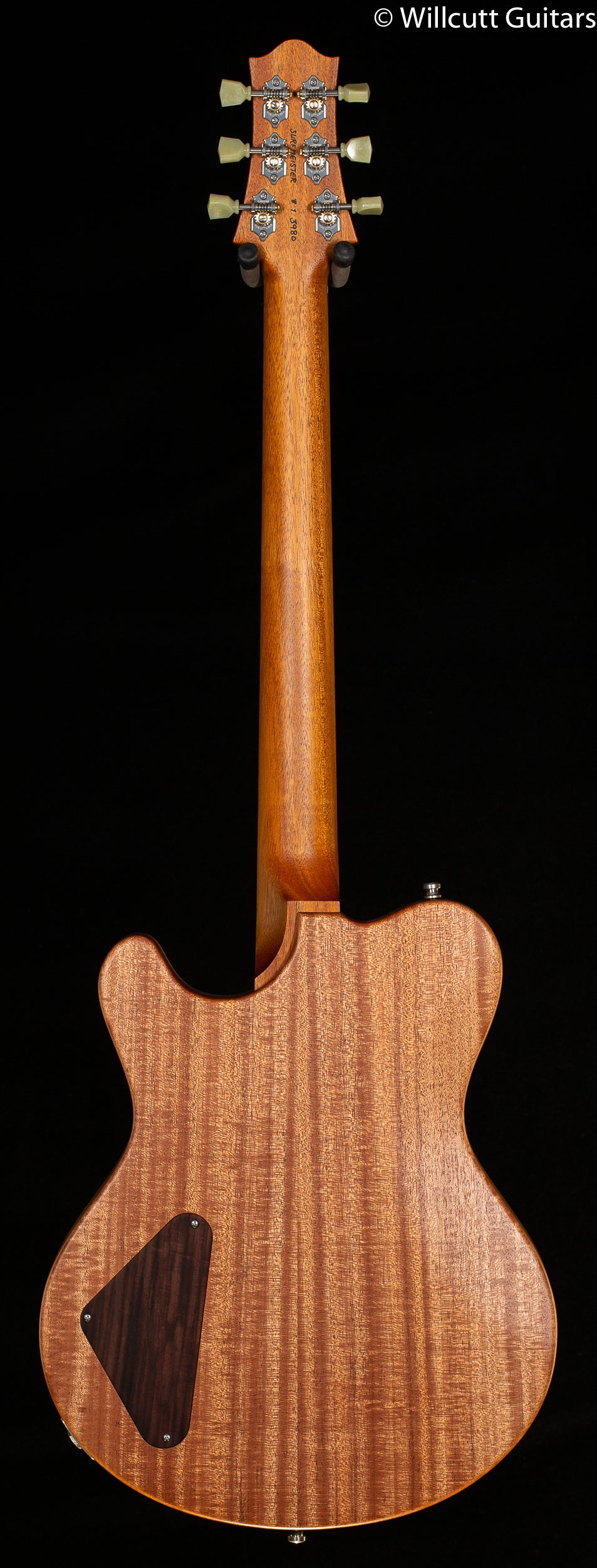 Nik Huber Surfmeister Burgundy Mist (980)