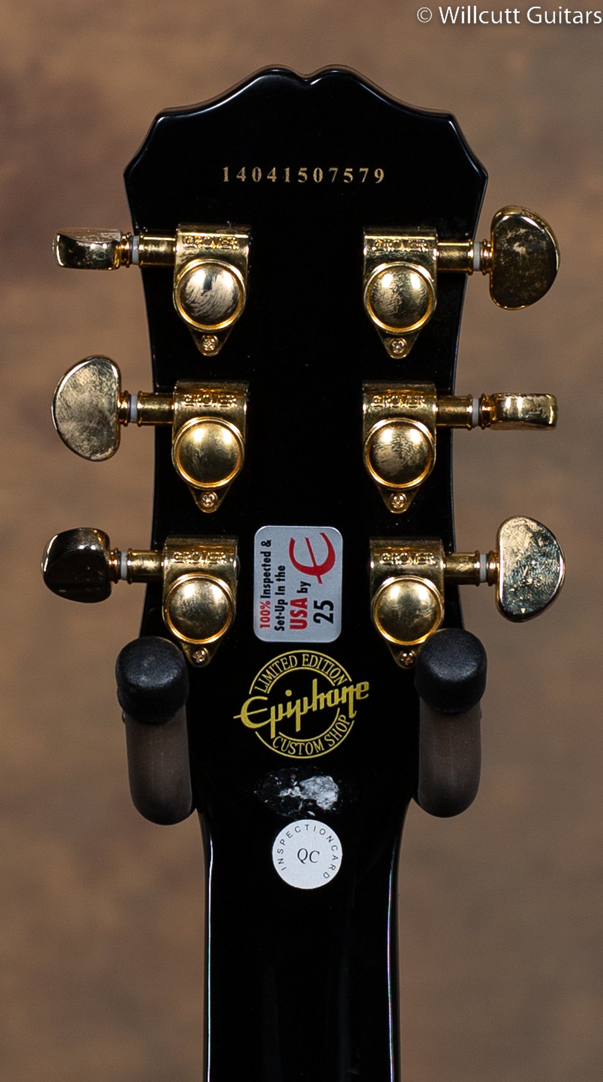 Epiphone Les Paul Custom Blackback Pro Antique Ivory w/ Case