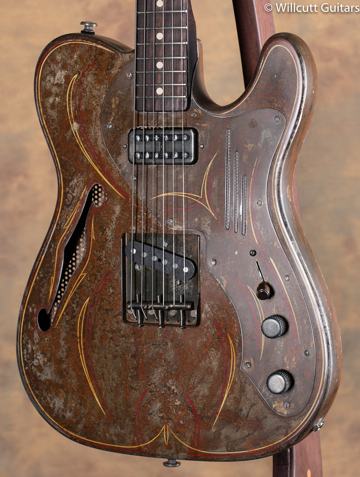 Trussart SteelCaster Deluxe Pinstripe Rust O Matic USED