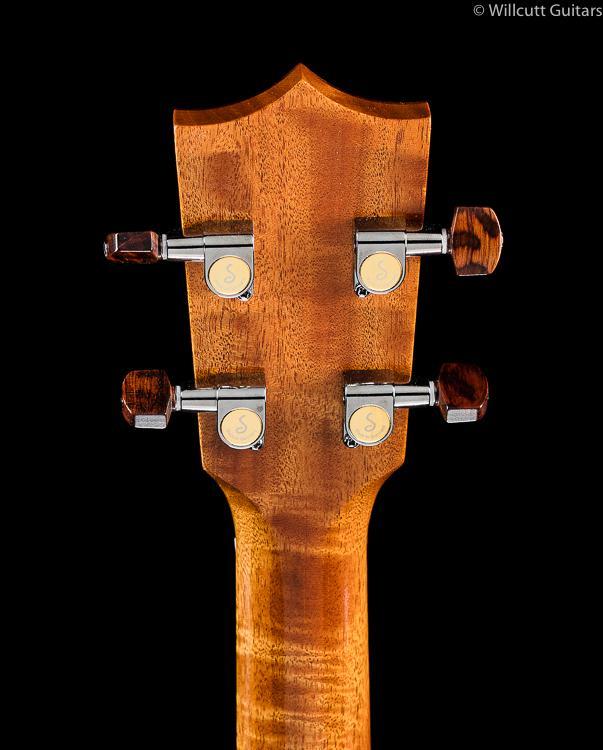 Kamaka Tenor Deluxe USED (484)