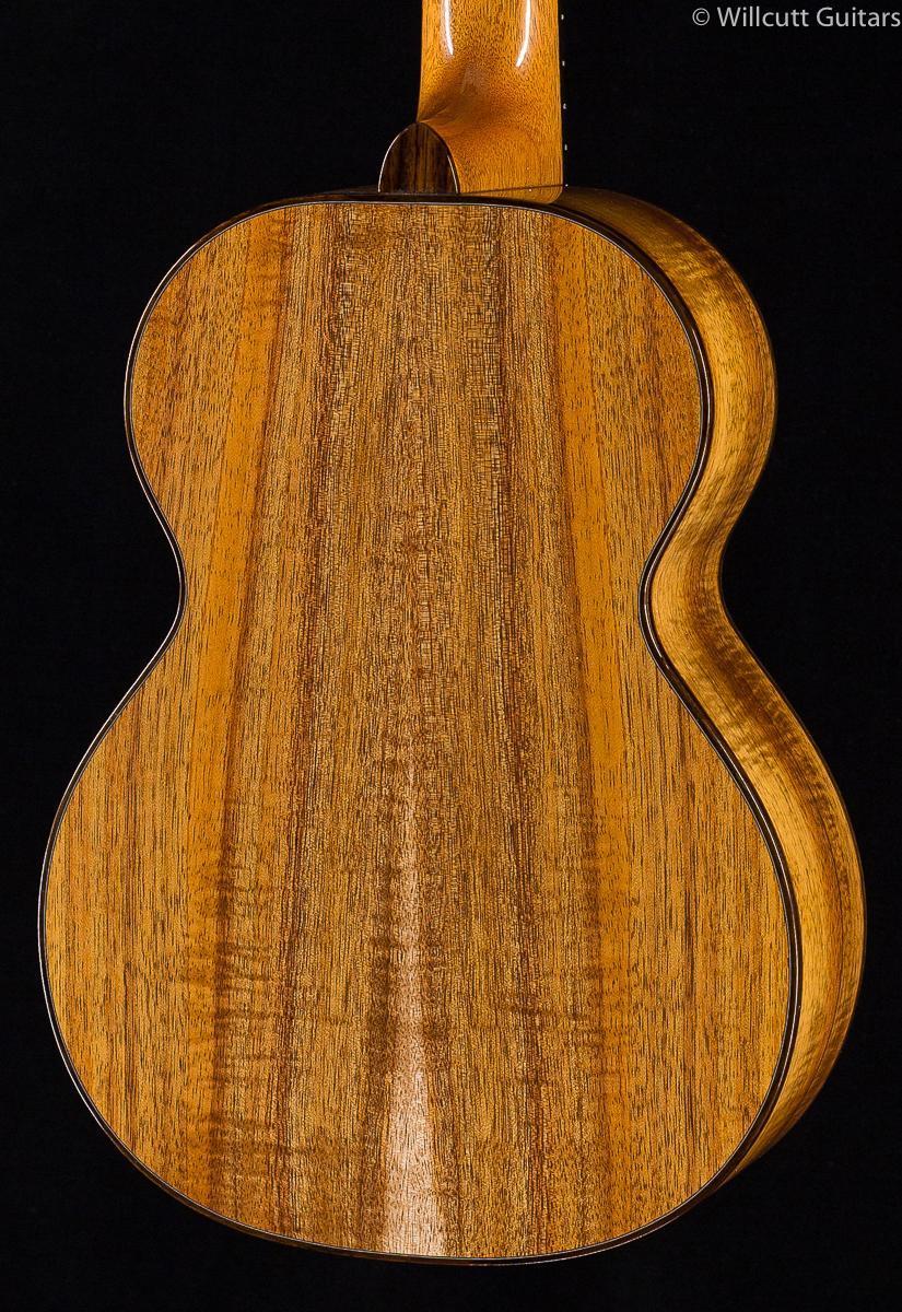 Kamaka HF-3-D2I Tenor Deluxe Ukulele Slothead Spruce Top (014)
