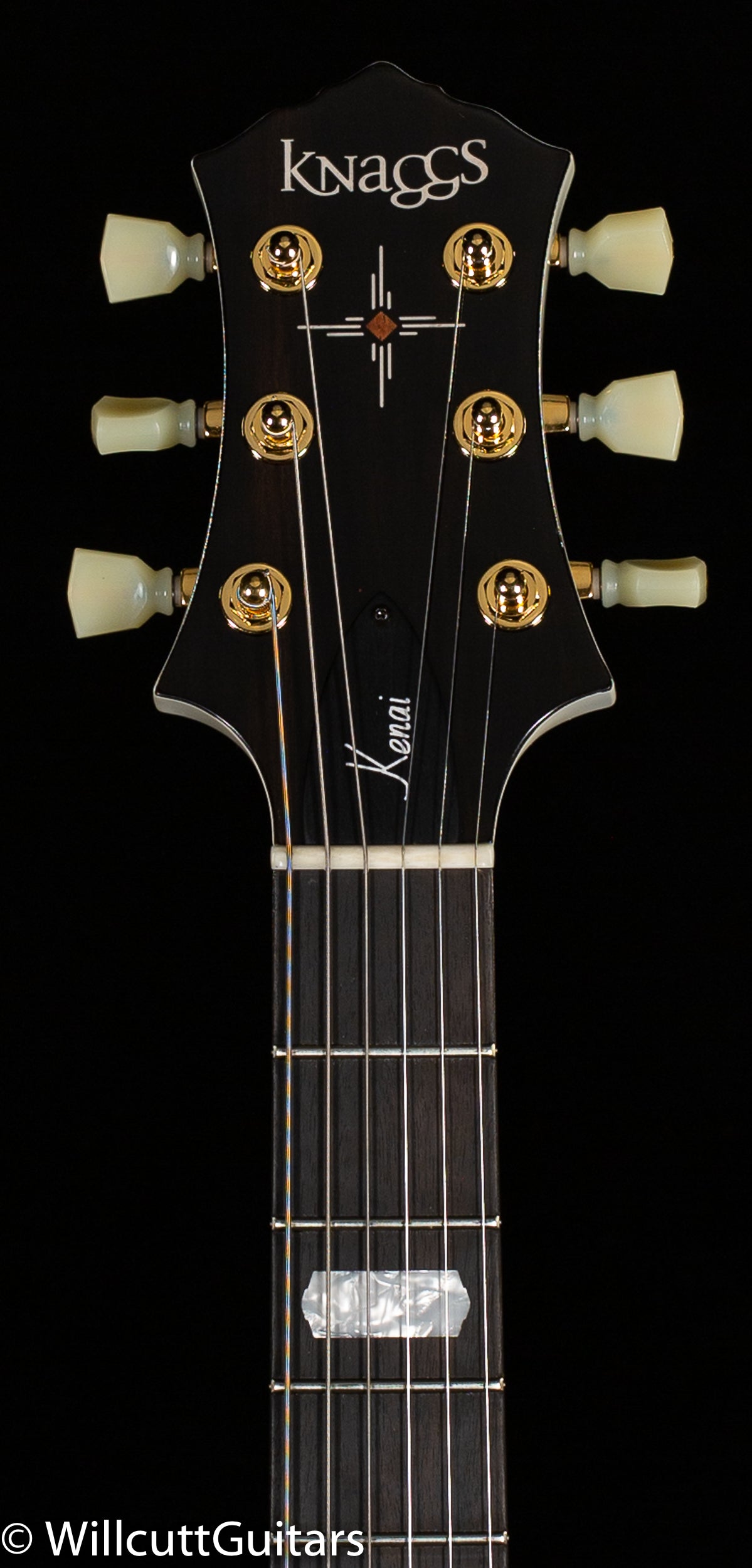 Knaggs Influence Kenai Creme Gold Hdwr (777)