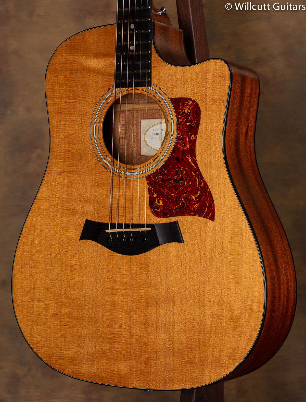 Taylor 2002 310ce USED