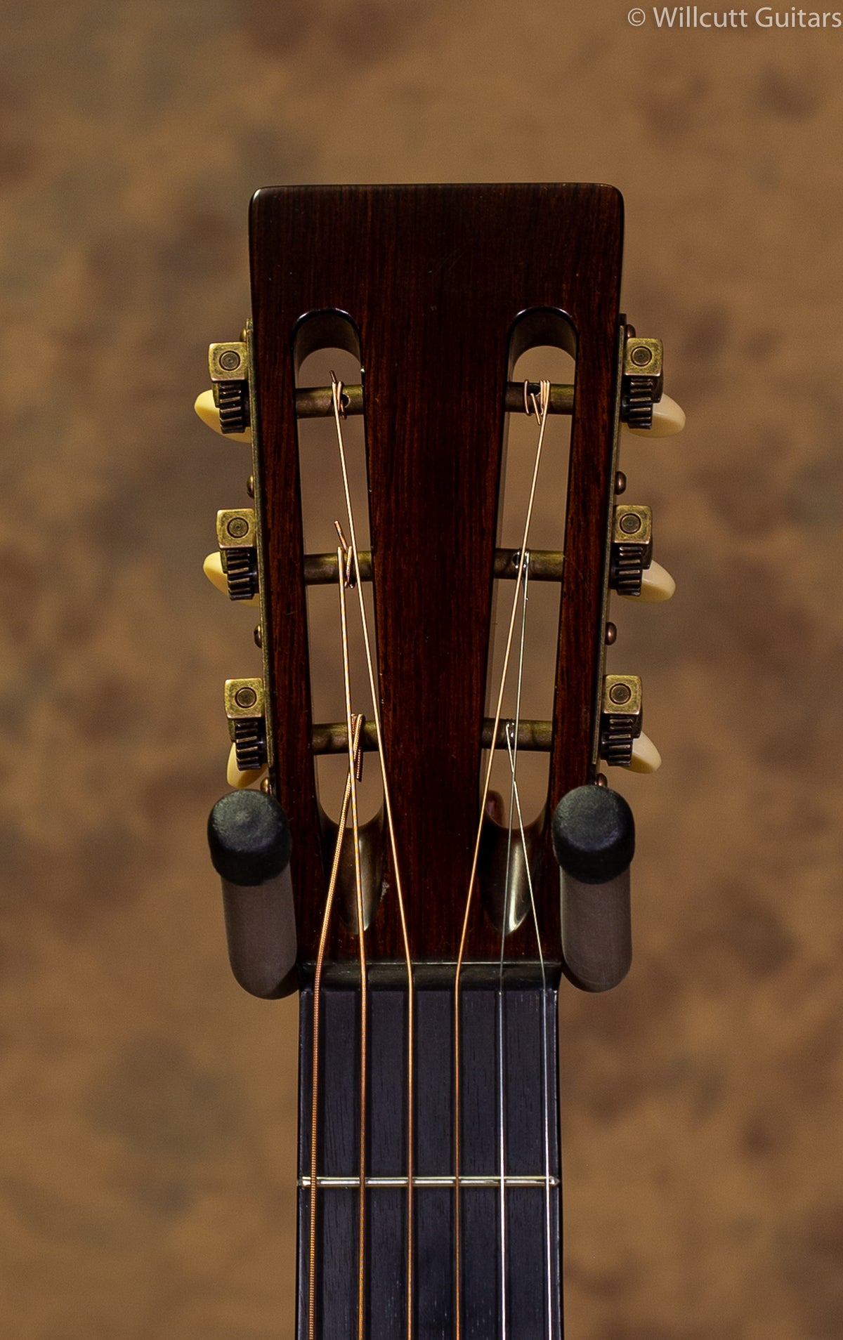 Martin 00-18 Authentic USED