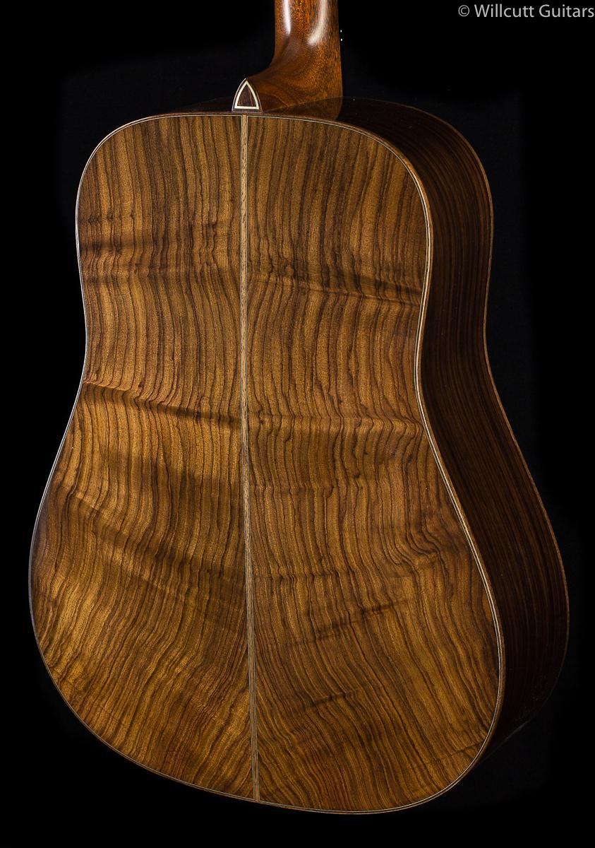 Martin Custom Shop D-28 Custom American Eagle (440)