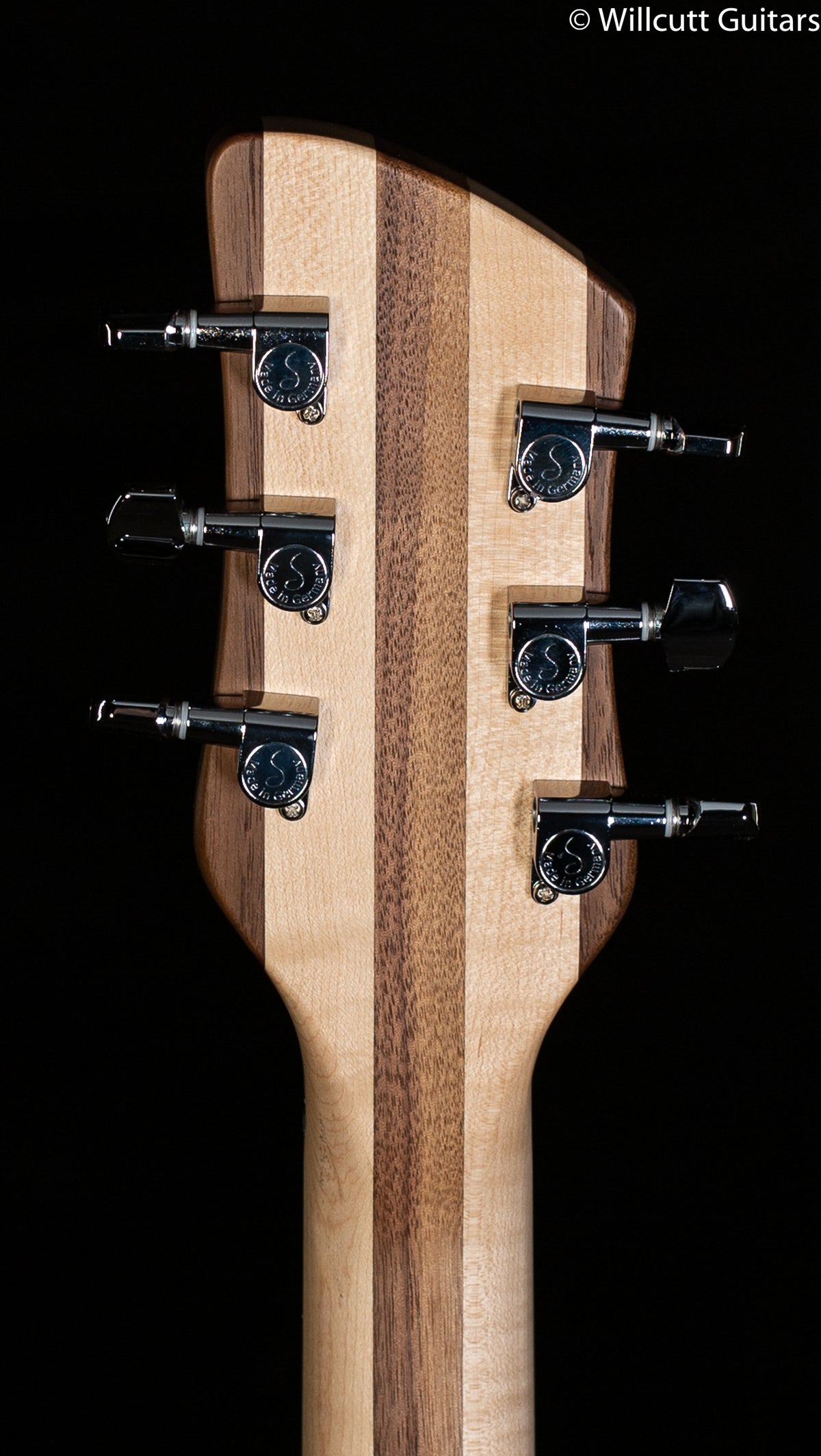 Rickenbacker 330W Walnut