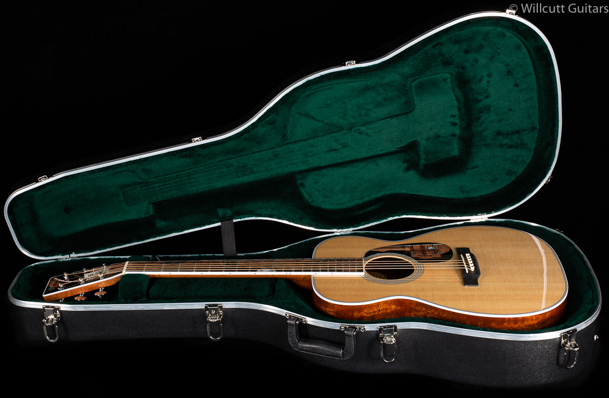 Martin Custom Shop 00 "Dark Desert Highway" (851)