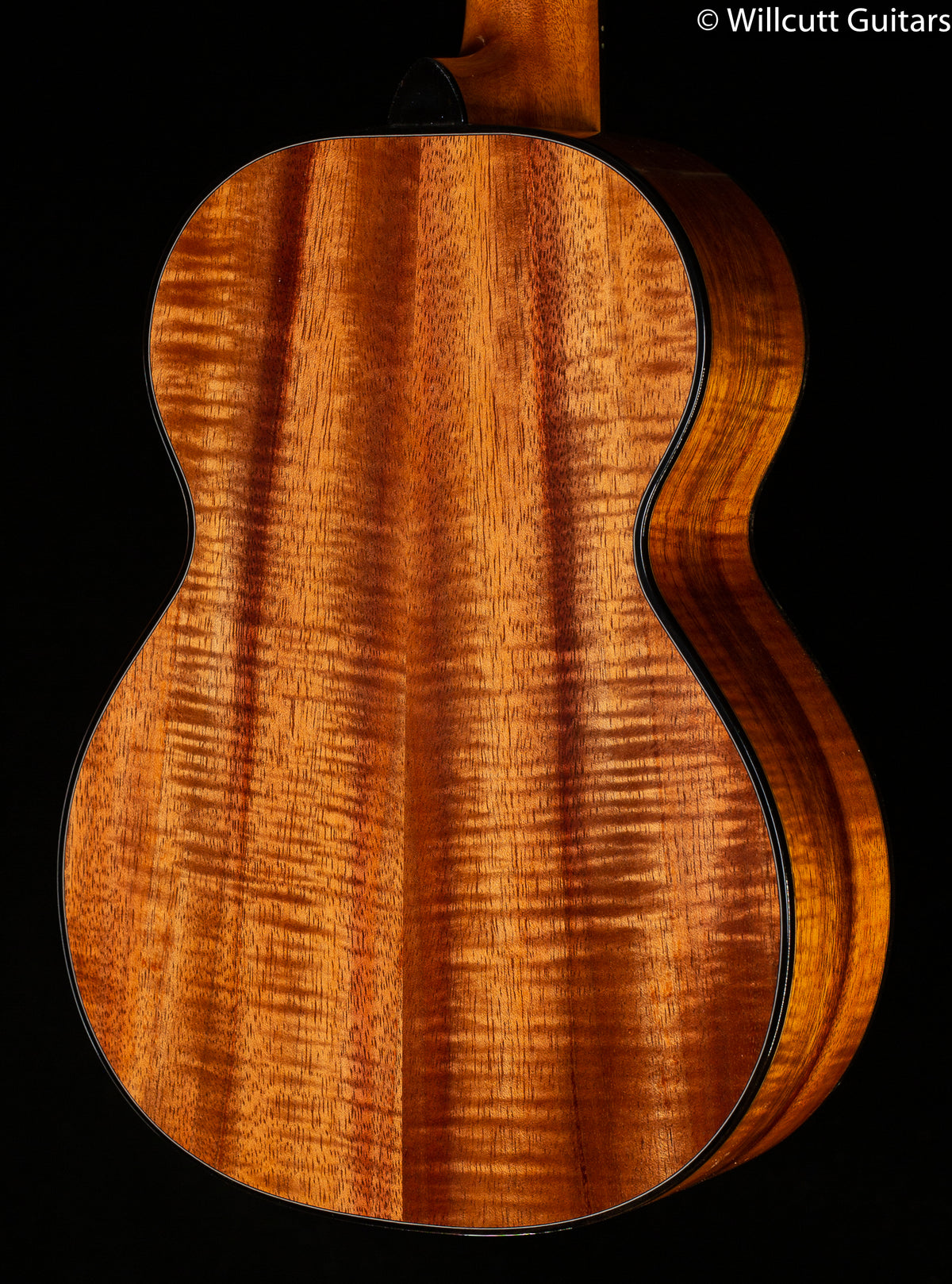 Kamaka Tenor Deluxe 2 Slotted Head Ukulele HF-3D2I