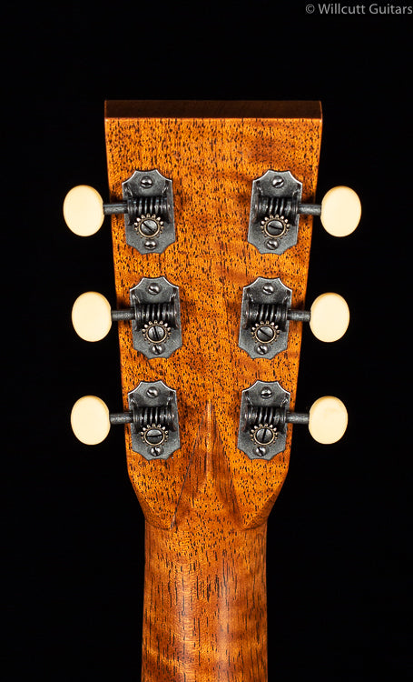 Martin Custom Shop HD-28 "Desert Scene" (563)