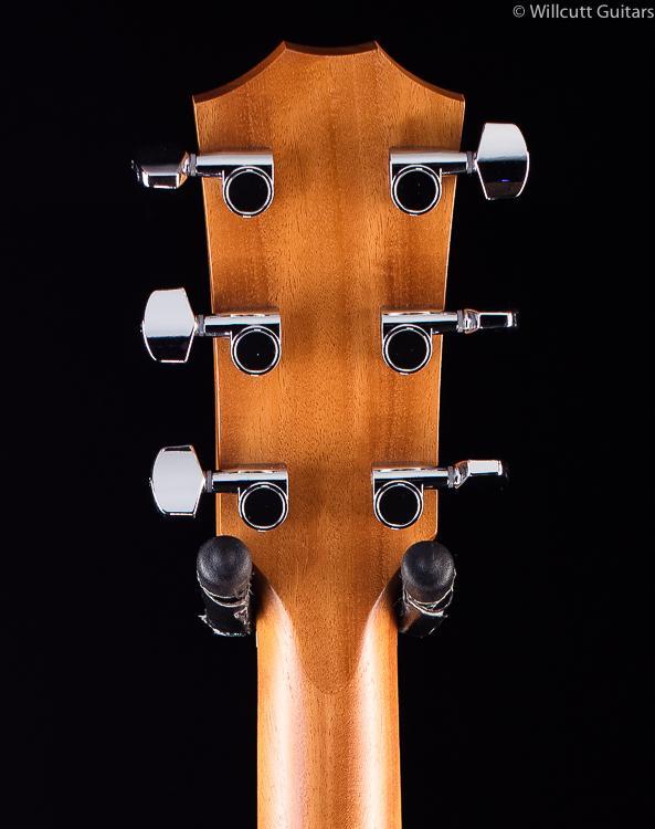 Taylor 214ce Deluxe Sunburst