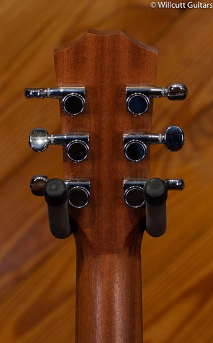 Taylor USED Baby Taylor 2 Mahogany Top DEMO