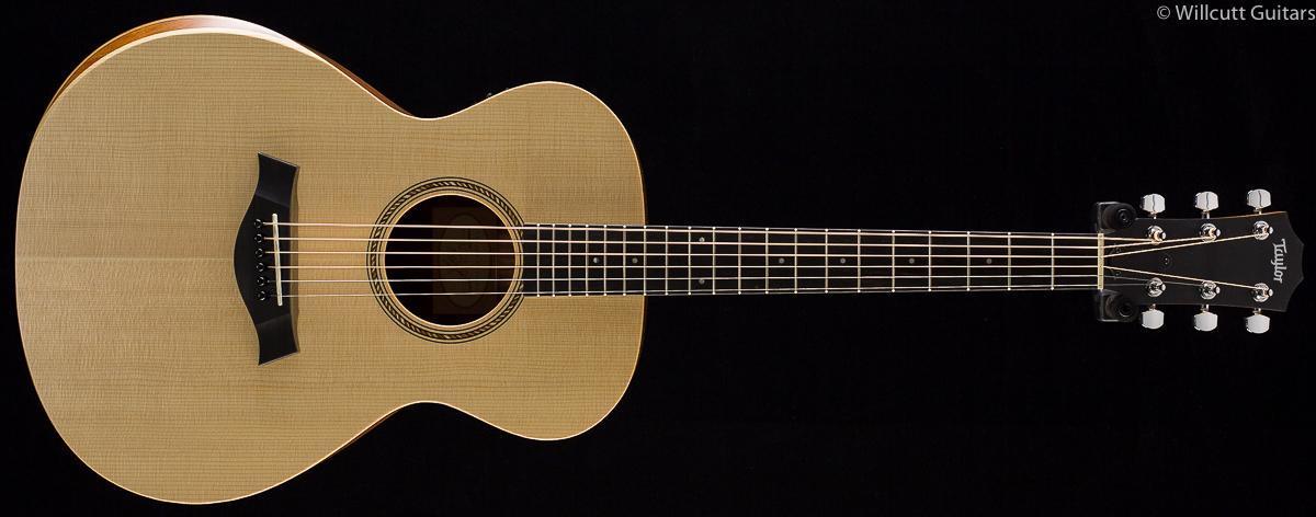 Taylor Academy 12 E Acoustic w/ Gig Bag