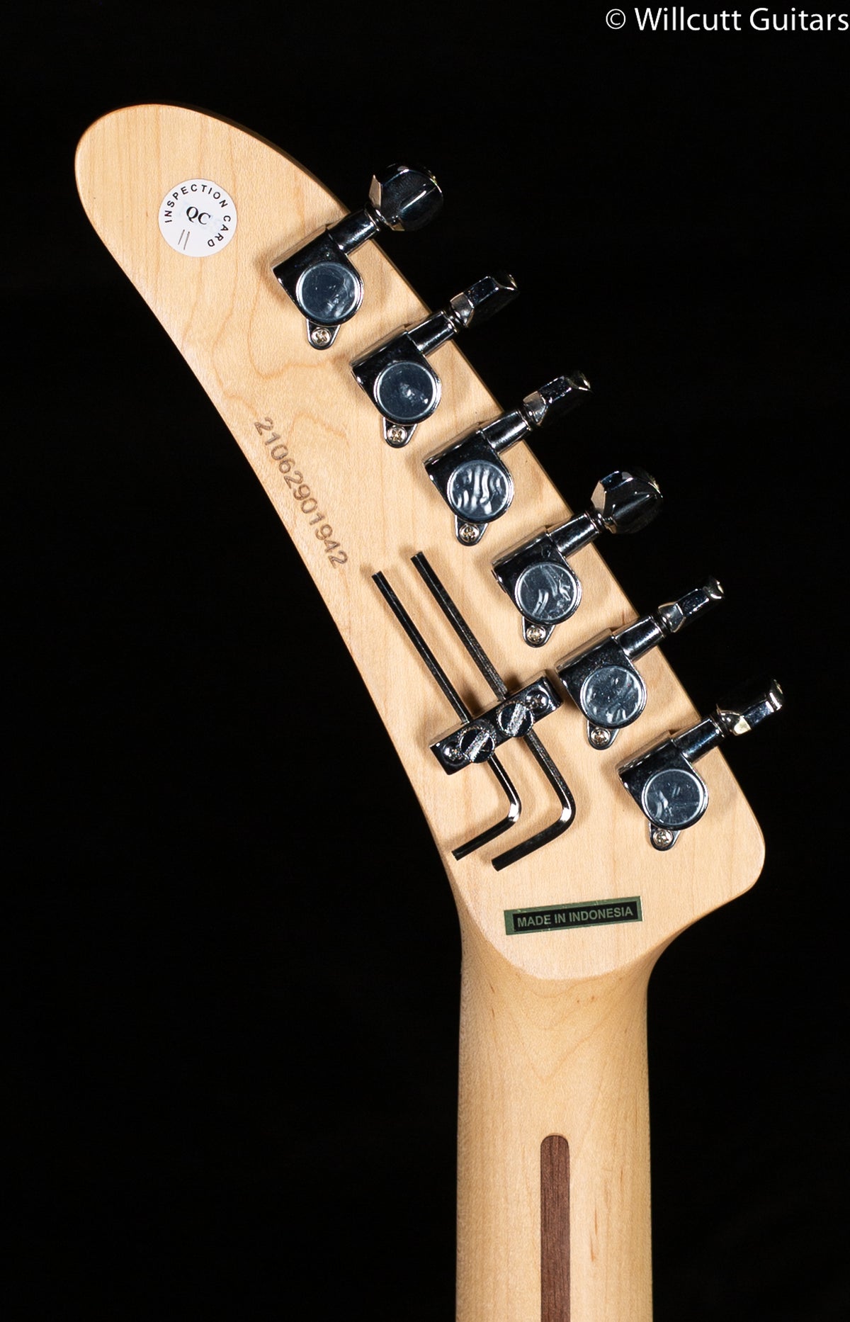 Kramer The 84 (EVH D-Tuna) Ebony (942)