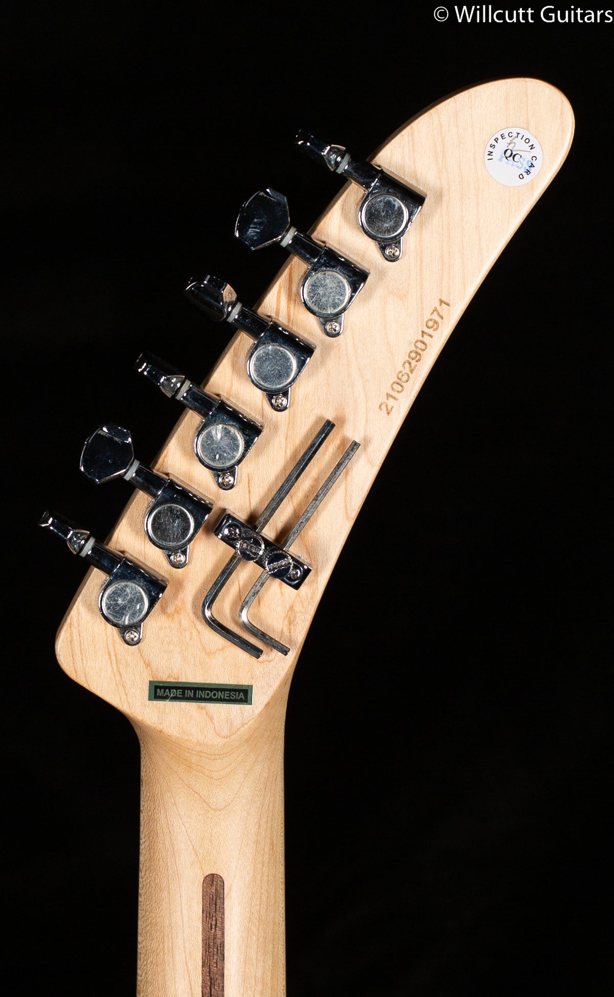 Kramer The 84 (EVH D-Tuna) Ebony Left-Handed (971)