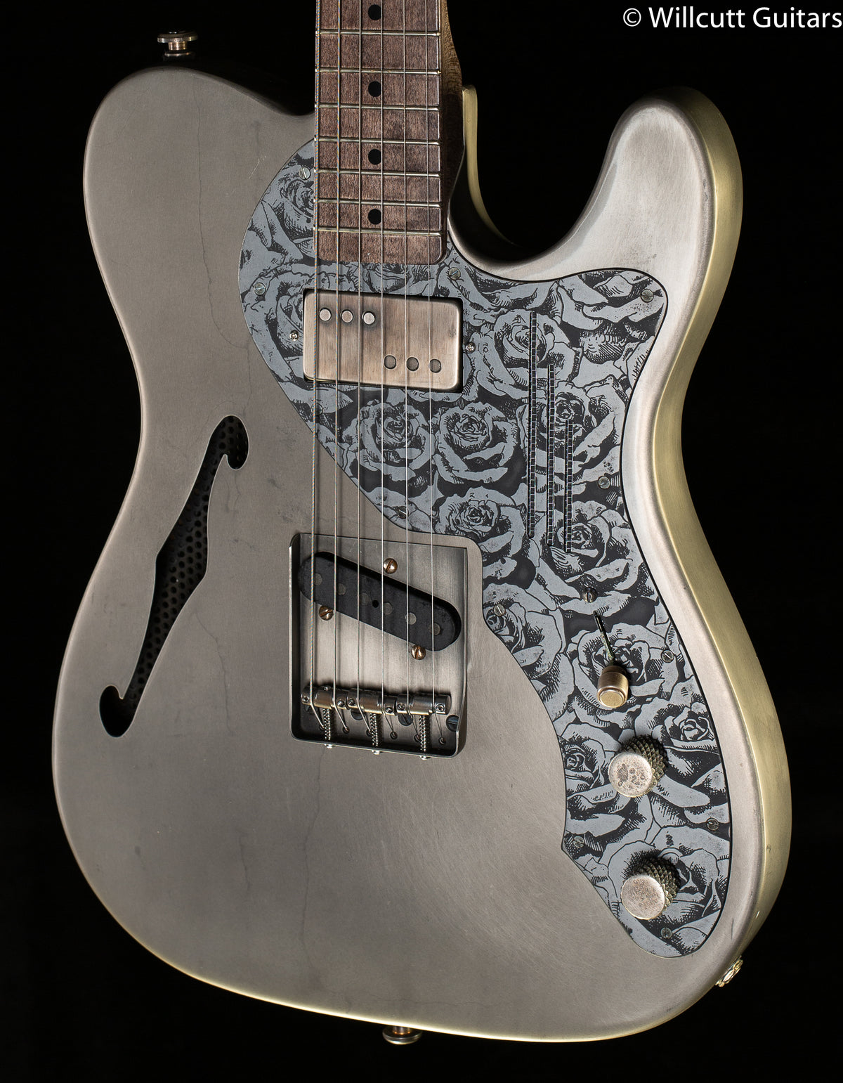 Trussart SteelCaster Antique Silver Deluxe Black Roses Engraved (070)