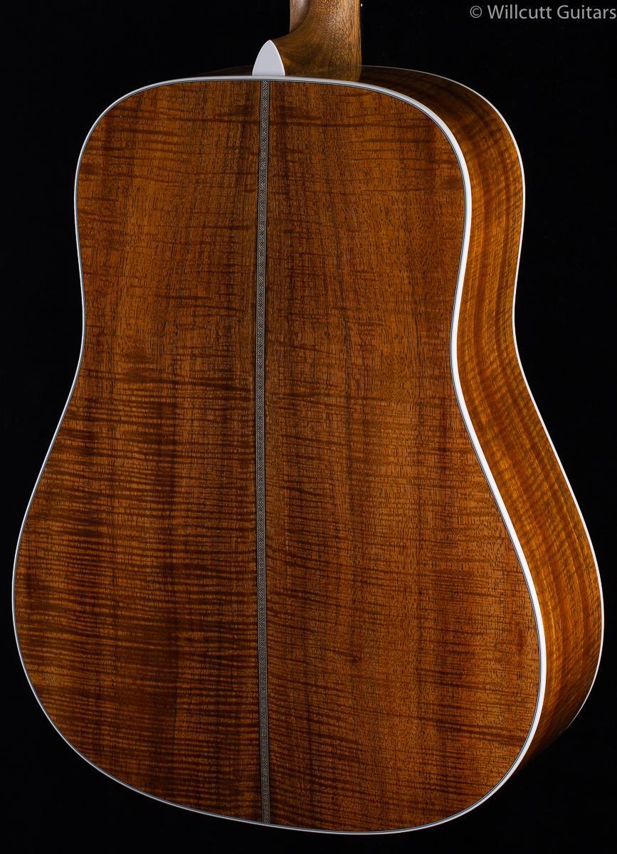 Martin Custom Shop Style 28 Dreadnought Herringbone Koa (704)