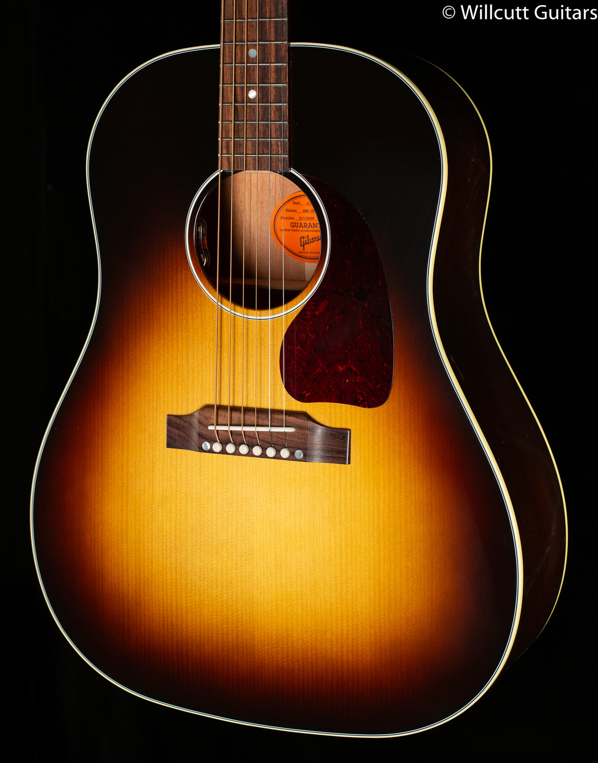 Gibson Custom Shop Willcutt Exclusive J-45 Standard Vintage Sunburst Red Spruce (039)