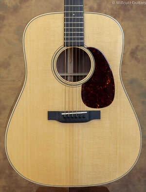 Martin Custom Shop Dreadnought 18 Style Walnut USED (561)